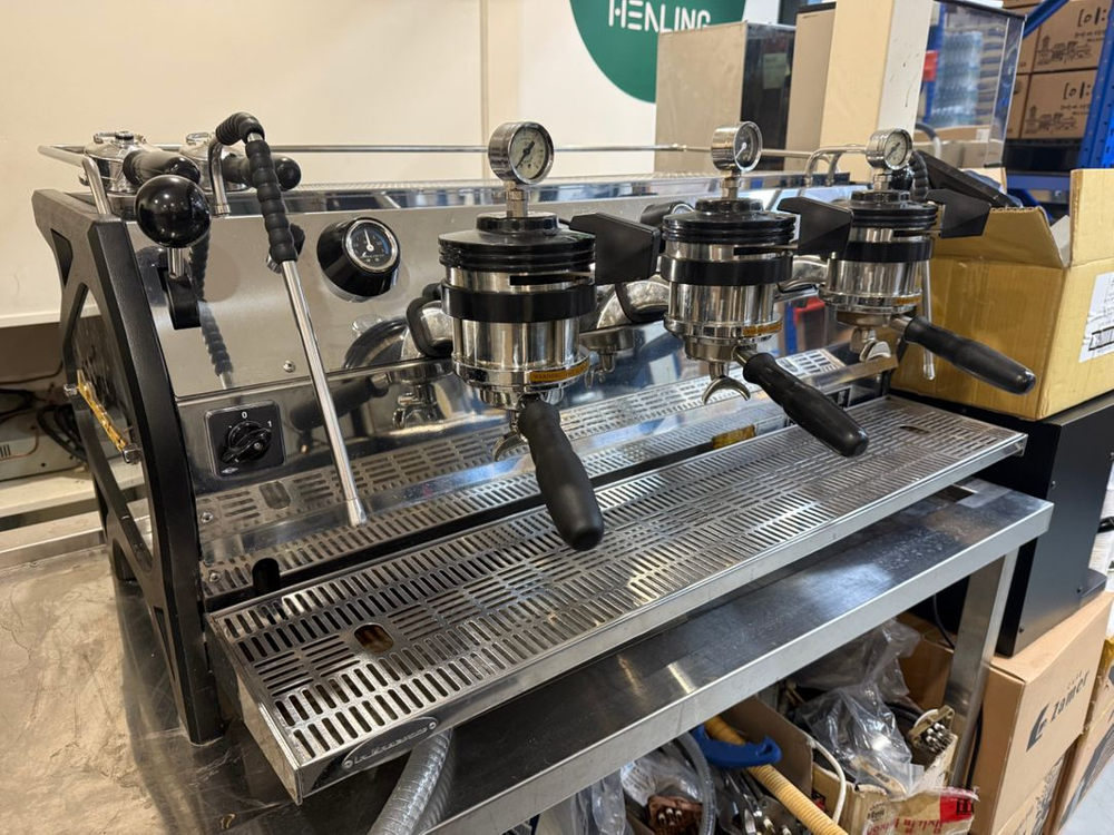 라마르조코 스트라다. 3구 커피머신 팝니다 이미지