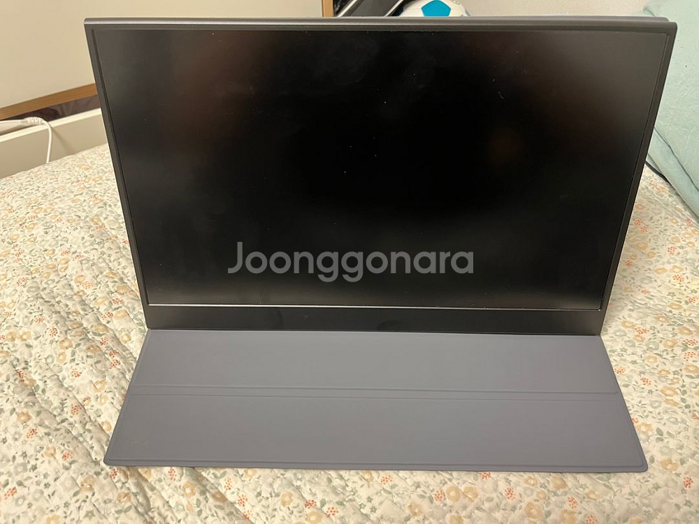 10만원대 포터블모니터 판매--0