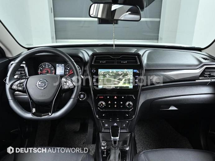 @21년식 베리 뉴 티볼리 1.5 가솔린 2WD V3--6