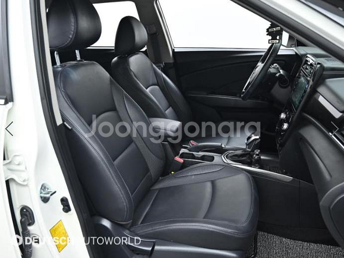 @21년식 베리 뉴 티볼리 1.5 가솔린 2WD V3--9