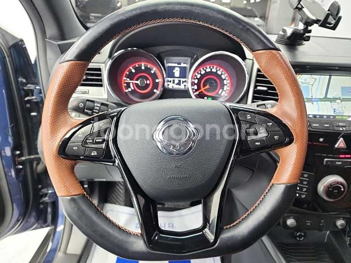 @17년식 티볼리 아머 1.6 디젤 기어에디션 전국최--8