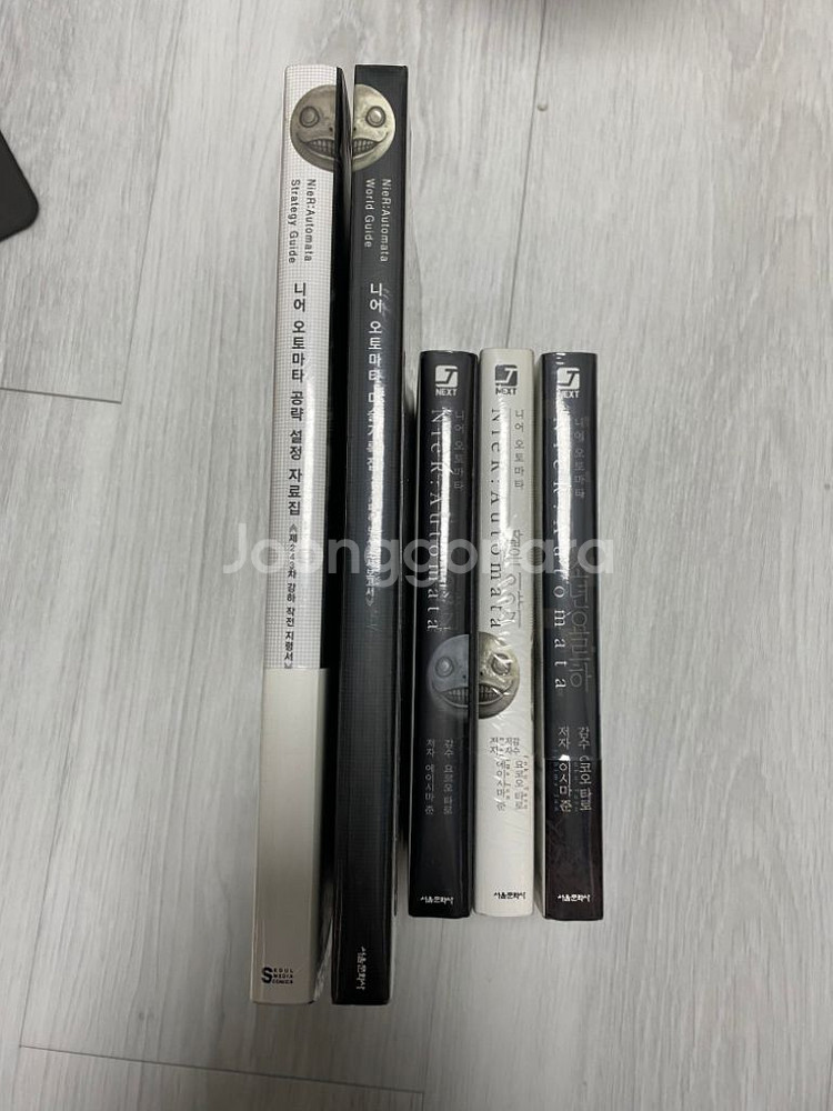 (미개봉) 니어 오토마타 소설 및 설정집,미술기록 판매--1