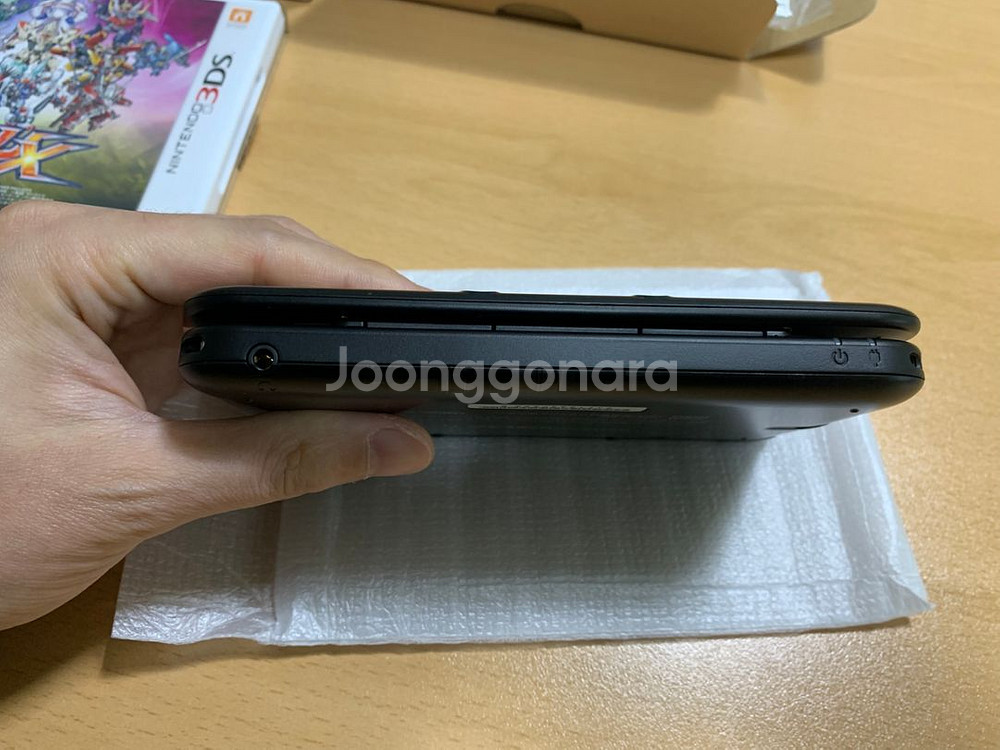 닌텐도 3ds LL 슈퍼로봇대전 ux 한정판 판매합니다--6