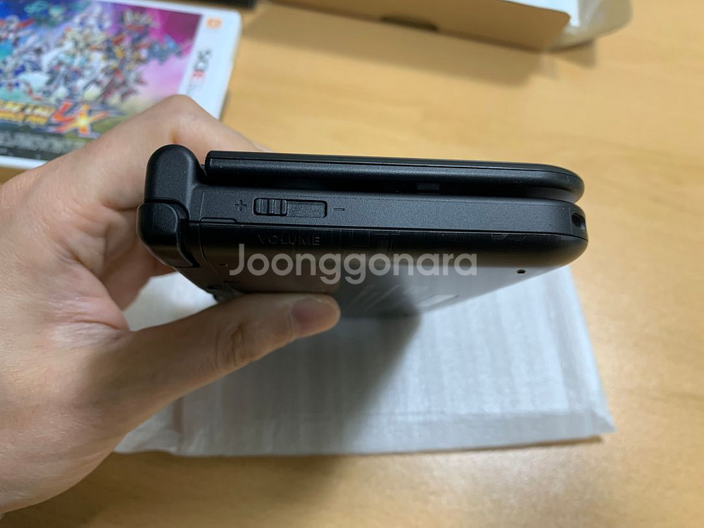 닌텐도 3ds LL 슈퍼로봇대전 ux 한정판 판매합니다--5