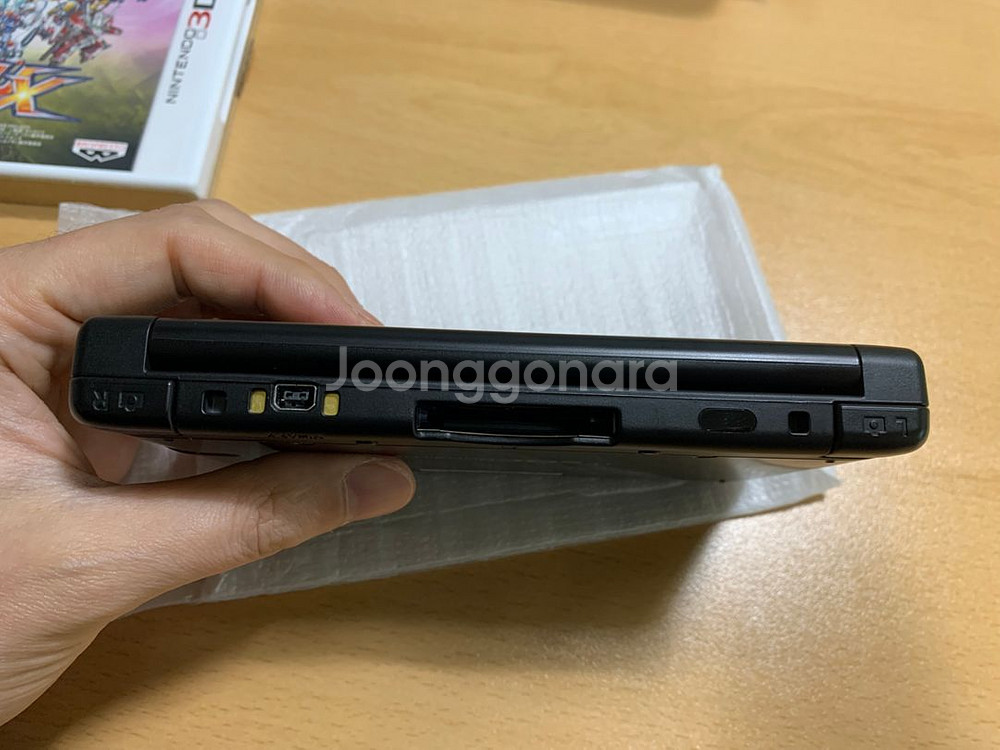 닌텐도 3ds LL 슈퍼로봇대전 ux 한정판 판매합니다--4