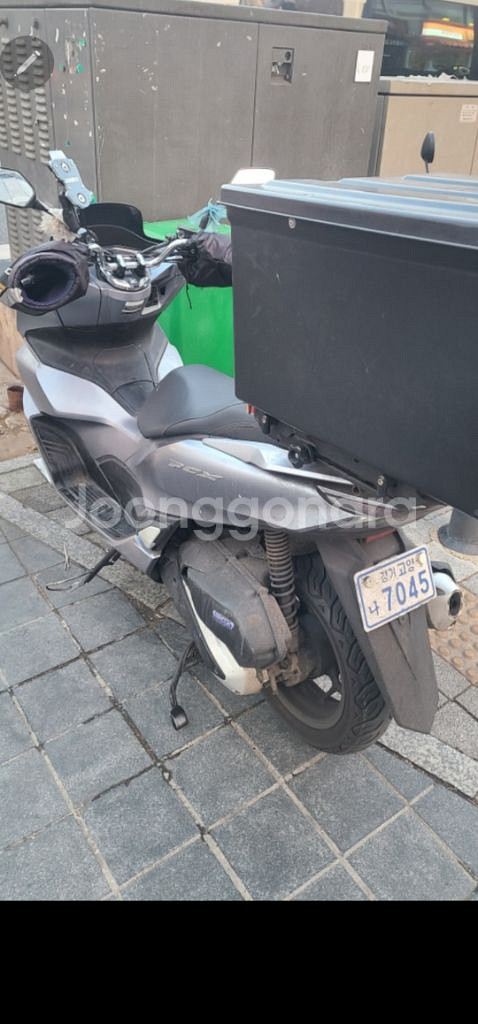 2024년등록22년식PCX1252만5천주행--2