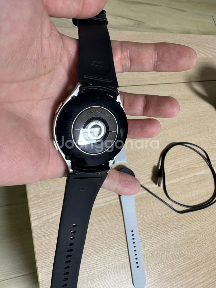 삼성 갤럭시 워치4 44mm GPS 팝니다--2