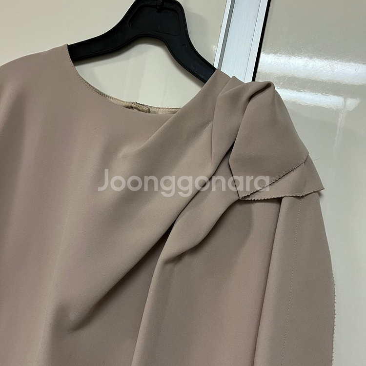 한섬 랑방컬렉션 셔링 드레이프 원피스 하객룩 돌잔치--2