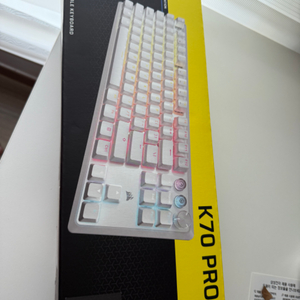 커세어 K70 PRO TKL MGX 화이트 수제 타이핑