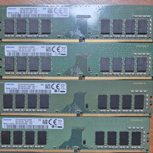 삼성 DDR4 32기가(8기가 * 4)