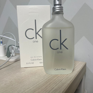 ck one 향수 100ml 싸게 팝니다