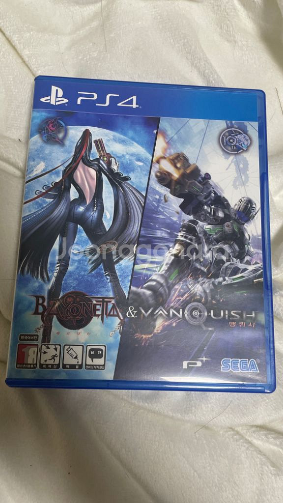 ps4 비닐만 없는 풀박스 + 베요네타 뱅퀴시--3