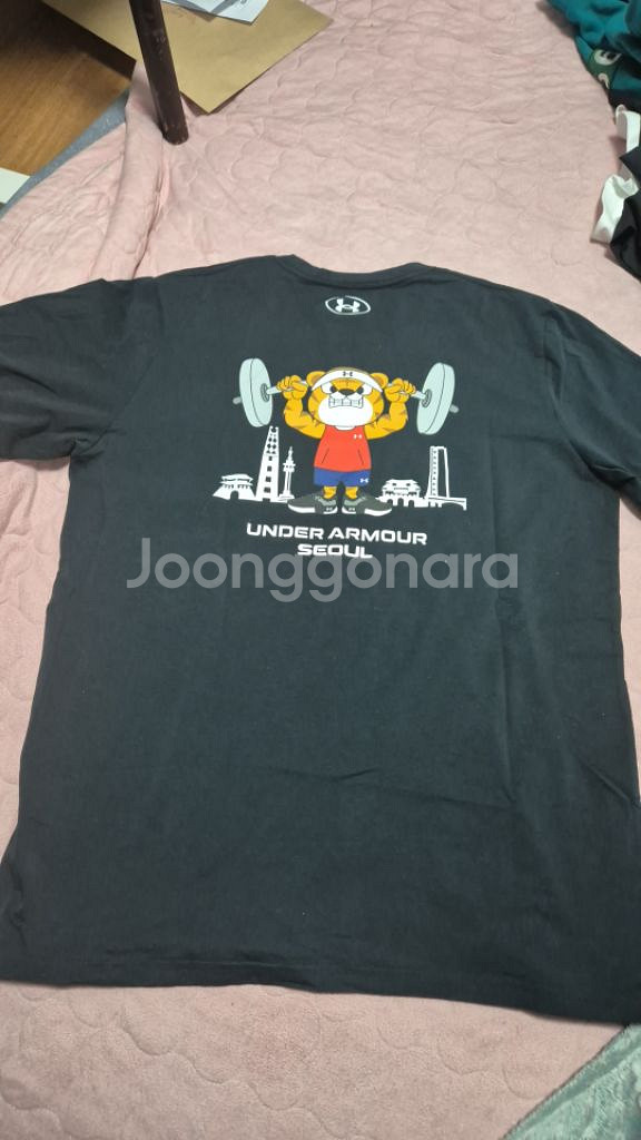 언더아머 반팔티--1
