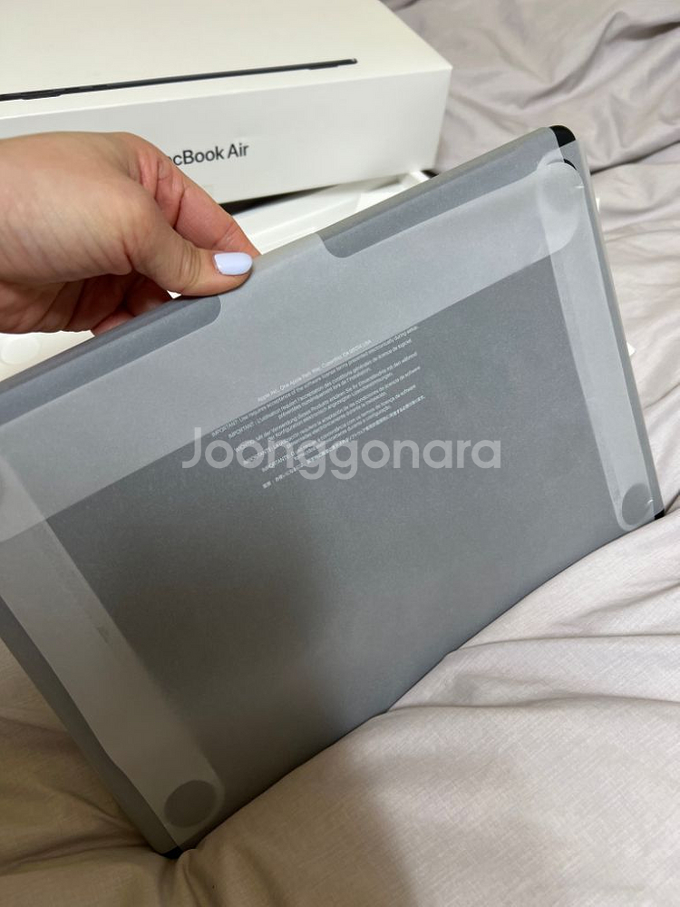 맥북에어 m2 8 256GB 13.6인치 미드나이트--5
