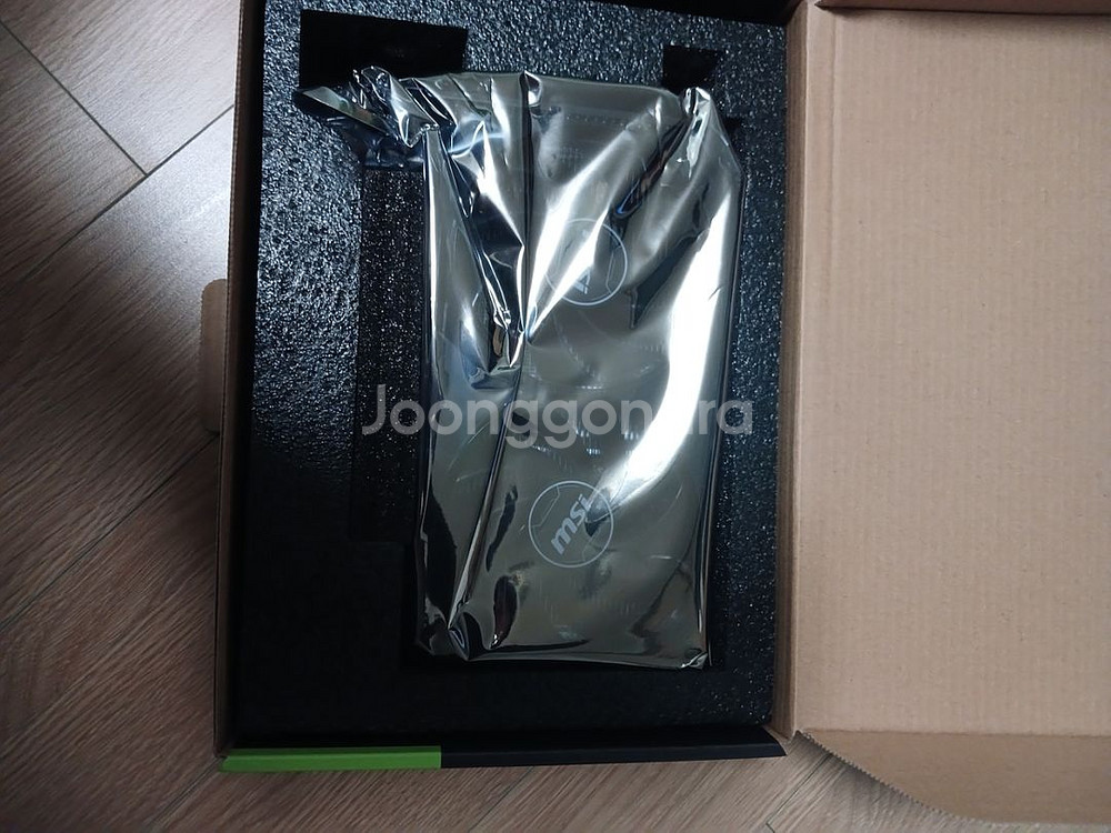 새제품 msi 지포스 RTX 4060 8GB OC 2X--1
