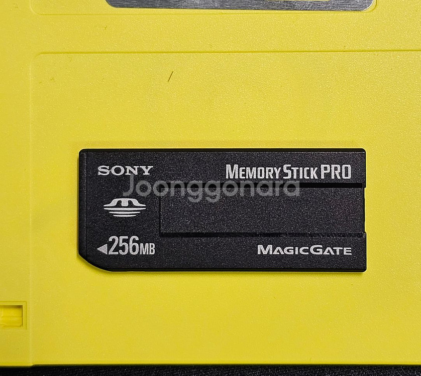 정품 소니 메모리스틱 256MB (리더기 포함)--0