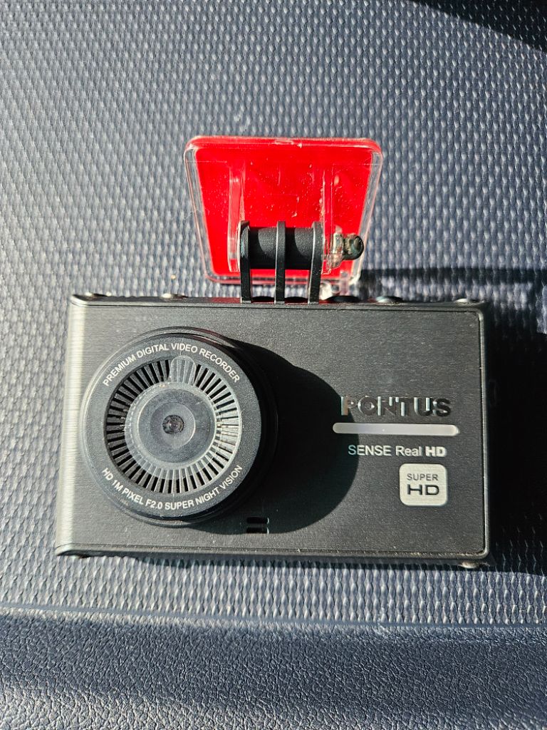 현대폰터스 센스리얼 블랙박스본체16GB포함(R621D