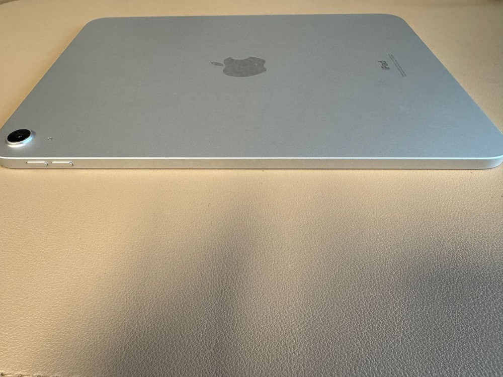 아이패드 10세대 풀박스 실버 64gb wifi--3