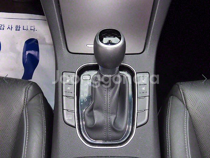 @17년식 i30 PD 1.4 터보 모던 전국최저가격--9