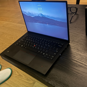 ThinkPad X1 카본 12세대