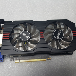 ASUS 그래픽카드 GTX 650TI 입니다