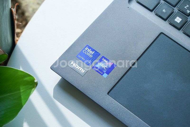 MSI 프레스티지 16 AI B1MG 판매합니다.--4