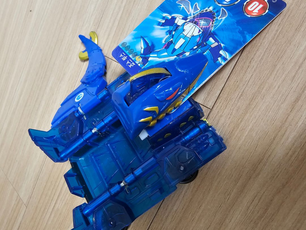 터닝메카드 킹죠스 골드--2