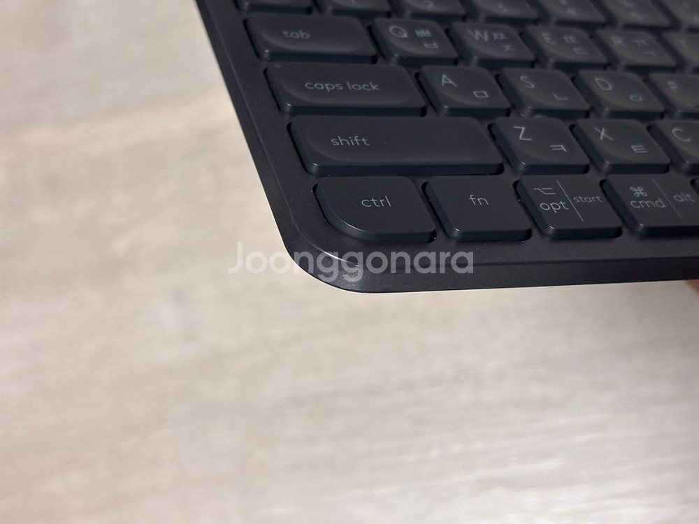 로지텍 MX Keys mini 무선 블루투스 키보드--1