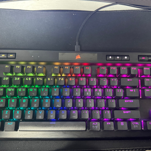 커세어 k70 pro tkl 저소음적축 키보드 s급상태