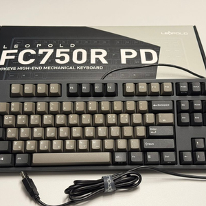 레오폴드 FC750R PD 그라파이트 화이크