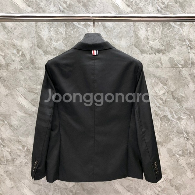 톰브라운 사선 남성 수트 정장 상의 2칼라--5