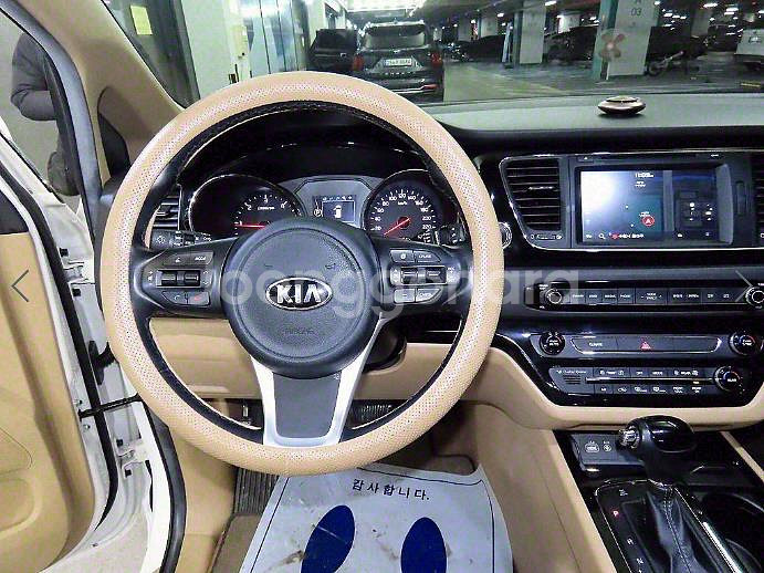 @15년식 올 뉴카니발 9인승 디젤 노블레스 전국최저--8