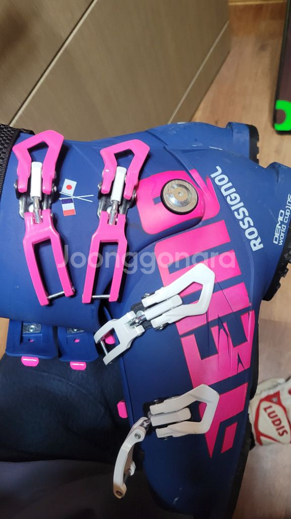 스키판매 부츠,장갑,폴대(포함) 선착순 판매 상태 최상--9