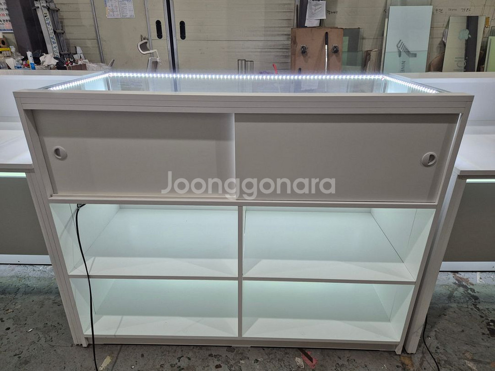 핸드폰진열장--2
