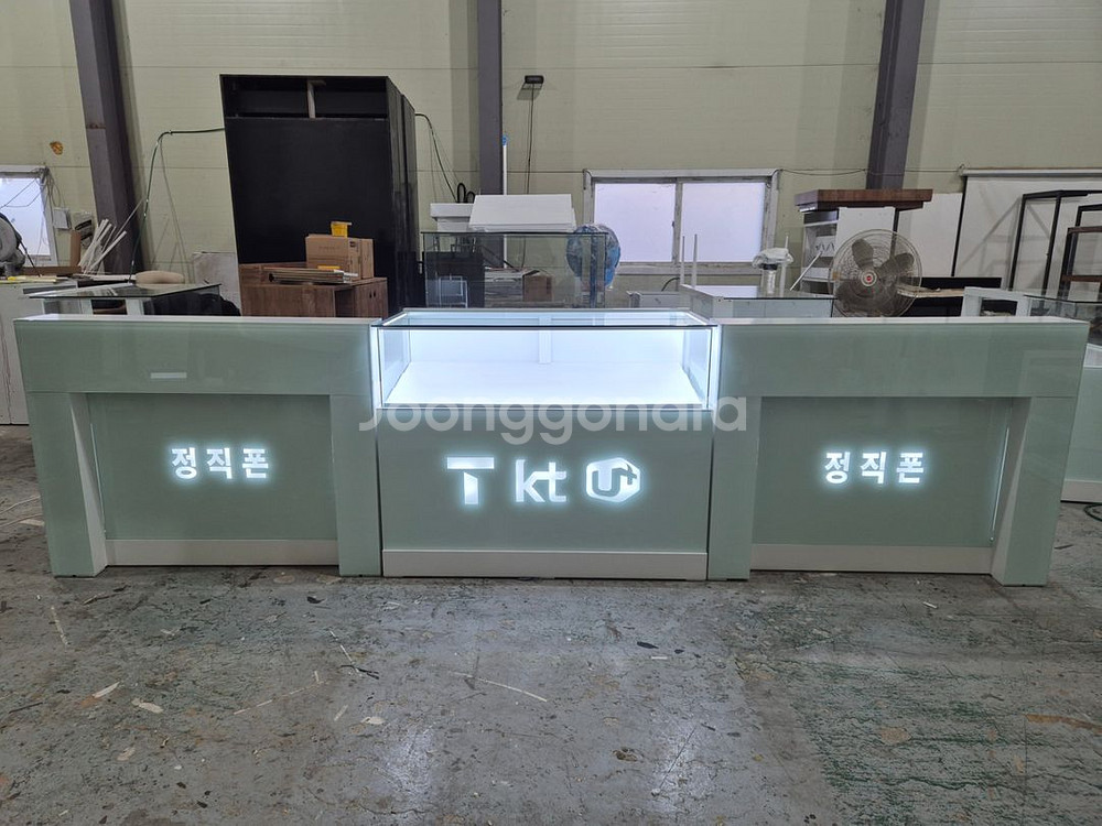 핸드폰진열장--3