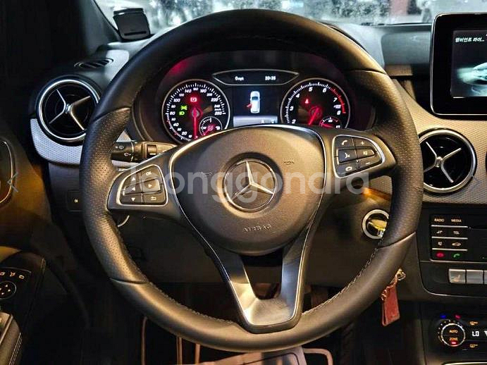 @18년식 B클래스(2세대) B220 전국최저가격--6