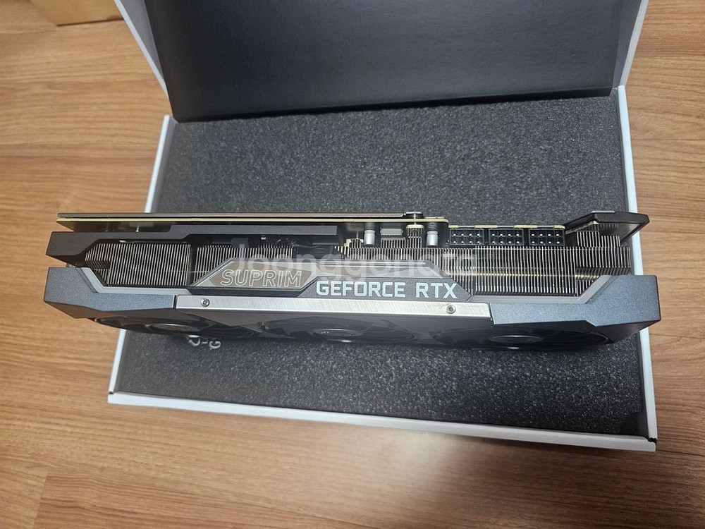 MSI RTX 3080 슈프림 X D6X 10GB 트라--3