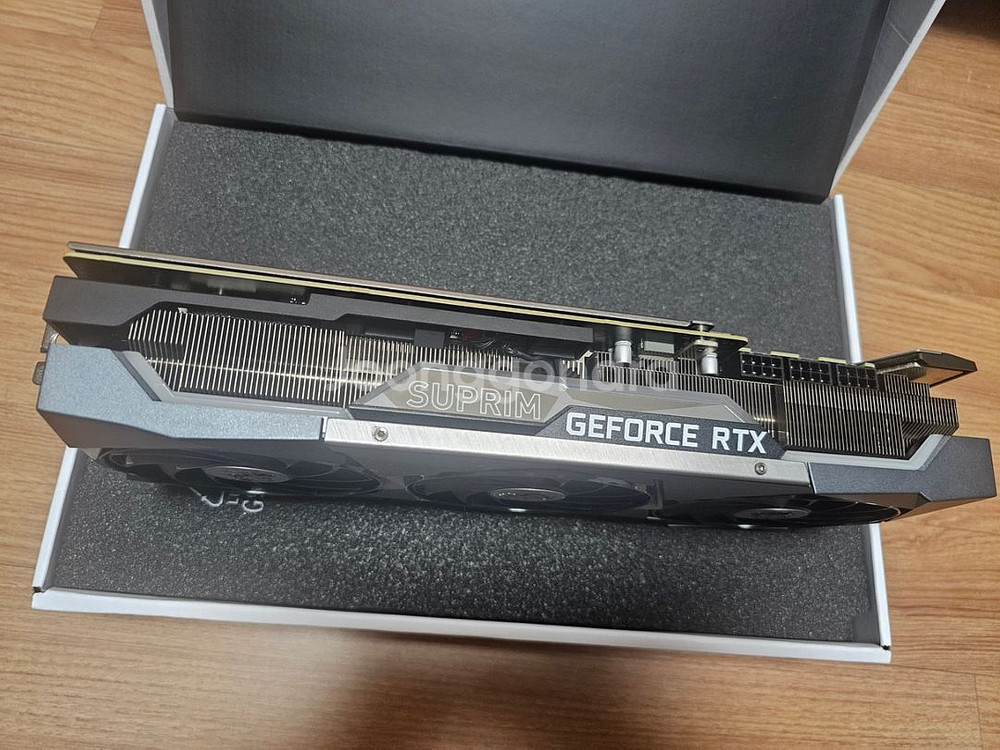 MSI RTX 3080 슈프림 X D6X 10GB 트라--4