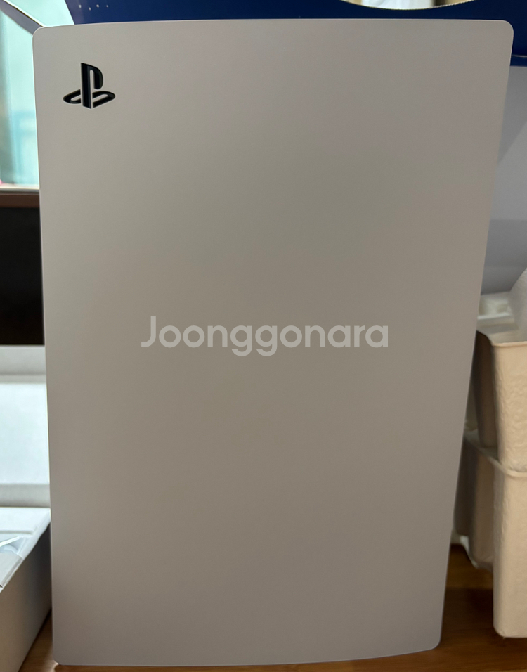 PS5 디스크버젼 풀박스 판매합니다--2