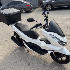 혼다 pcx125 22년 화이트컬러 abs 짧은키로수