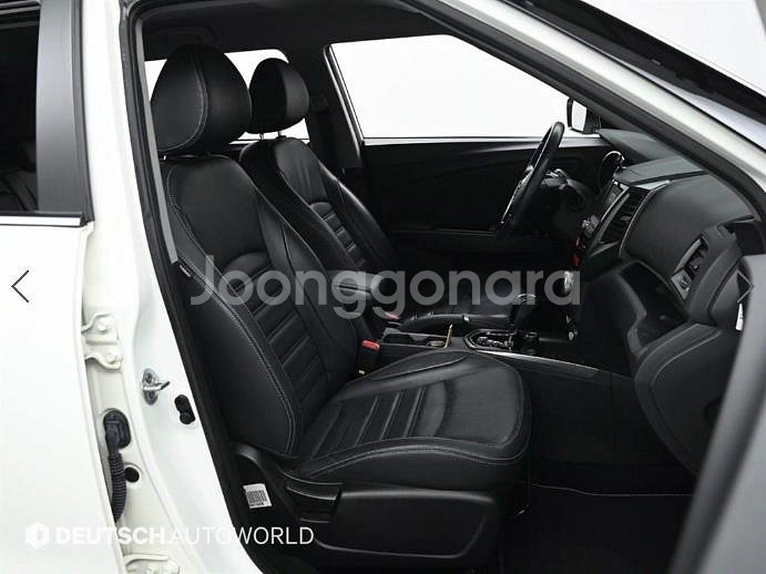 @17년식 티볼리 가솔린 2WD LX 전국최저가격--9