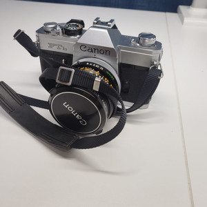 캐논 FTb-QL 필름 카메라 (28mm 렌즈)