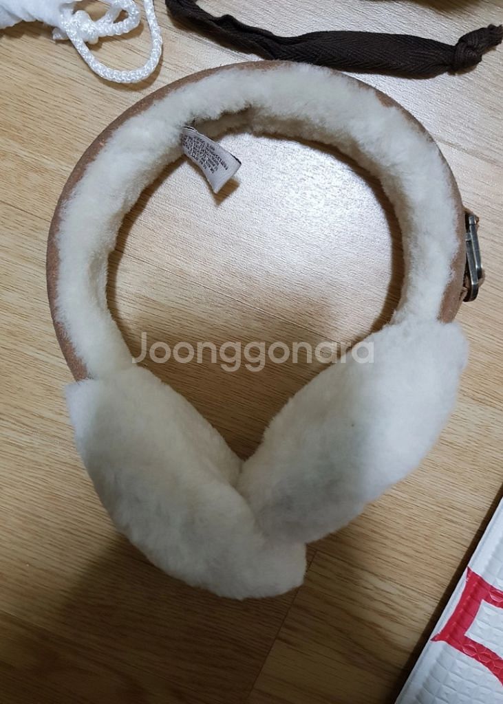 정품어그귀마개--0
