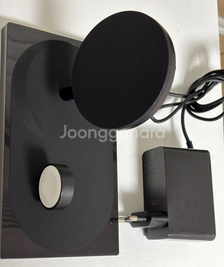 벨킨 아이폰 애플워치 무선 충전 거치대--1