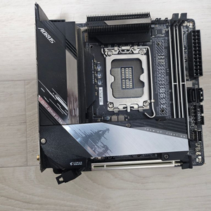 Z690I ddr5 울트라 라이트아님