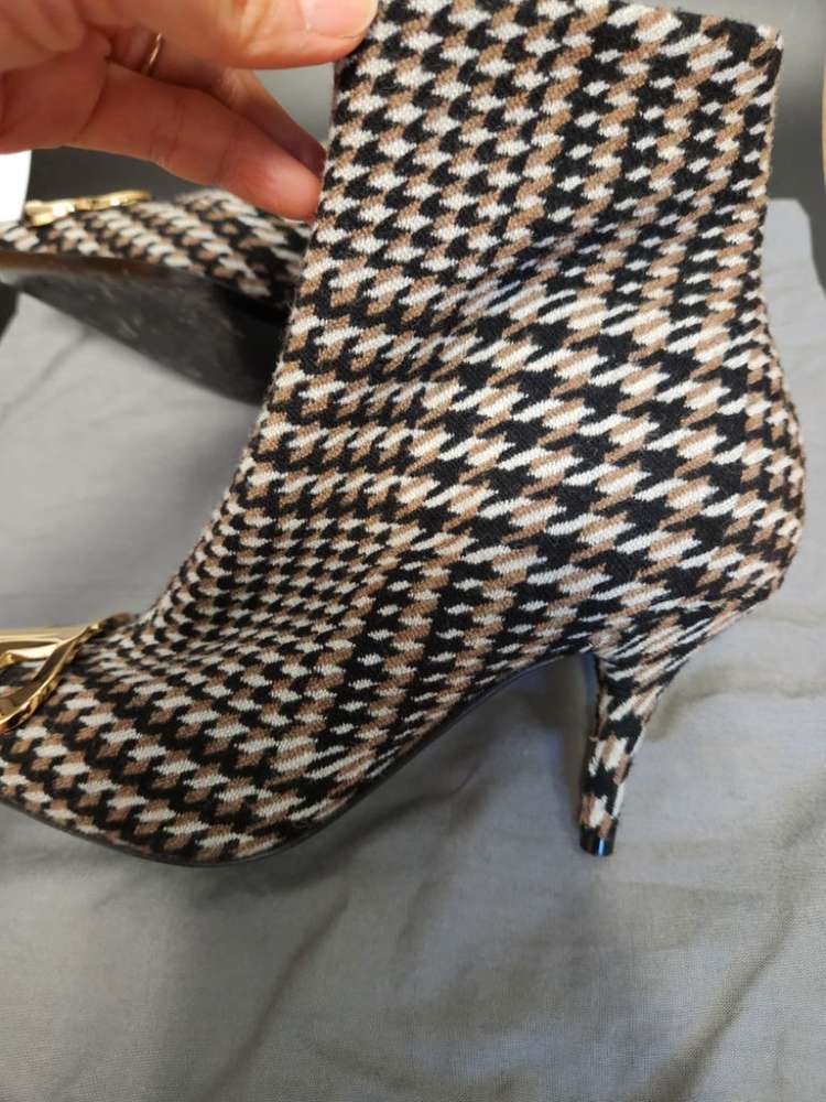 발렌시아가 정품앵클부츠--1