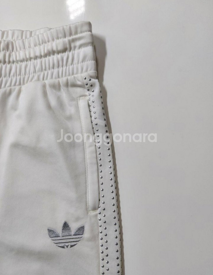 30)아디다스 adidas 화이트 트레이닝 스판바지--3