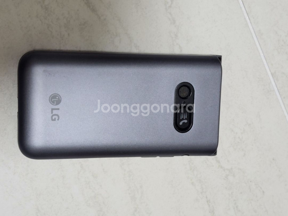 lg 공신폰 폴더폰 판매합니다--2