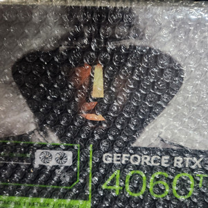 미개봉 화이트 rtx 4060ti 그래픽카드