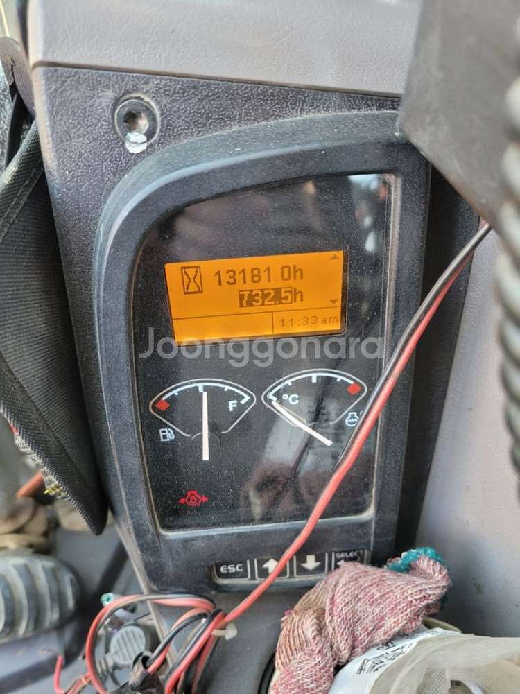 볼보 굴삭기 최상급 2013년식. 소개 합니다--6